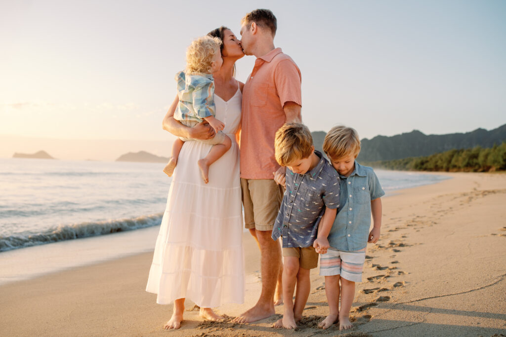 Bellows Family photoshoot Annie Groves