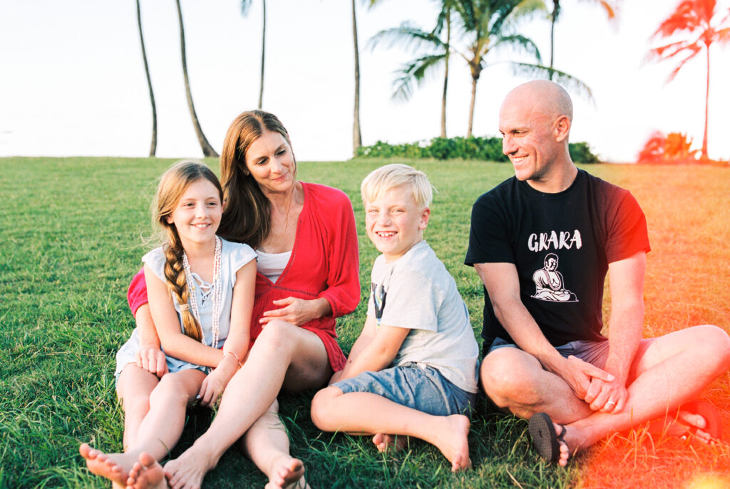 haleiwa family photo session annie groves